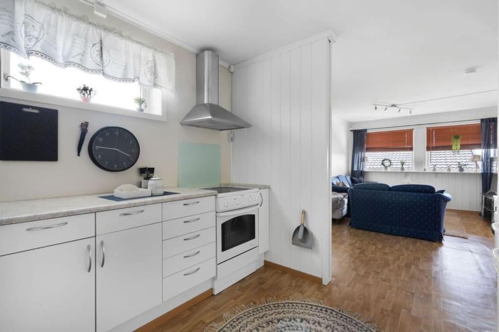 Apartment, 4Km Fra Tromsosentrum. Flyplass 1.71Km. Extérieur photo