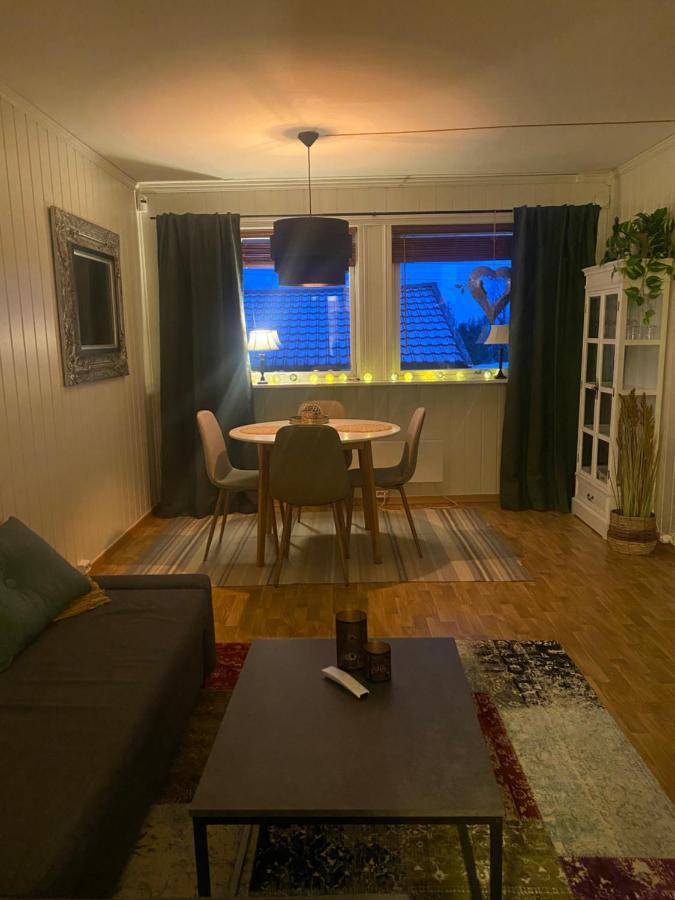 Apartment, 4Km Fra Tromsosentrum. Flyplass 1.71Km. Extérieur photo